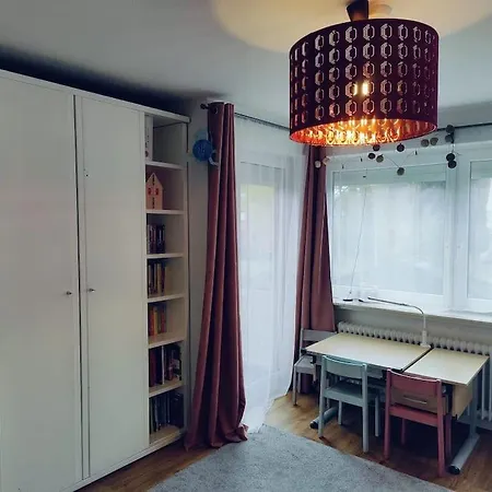 شقة Reihenhaus Mit Viel Platz هانوفر