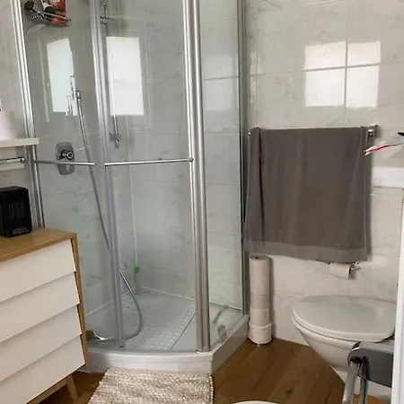 شقة Reihenhaus Mit Viel Platz