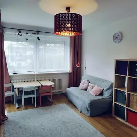 아파트 Reihenhaus Mit Viel Platz *