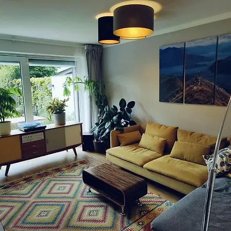 아파트 Reihenhaus Mit Viel Platz